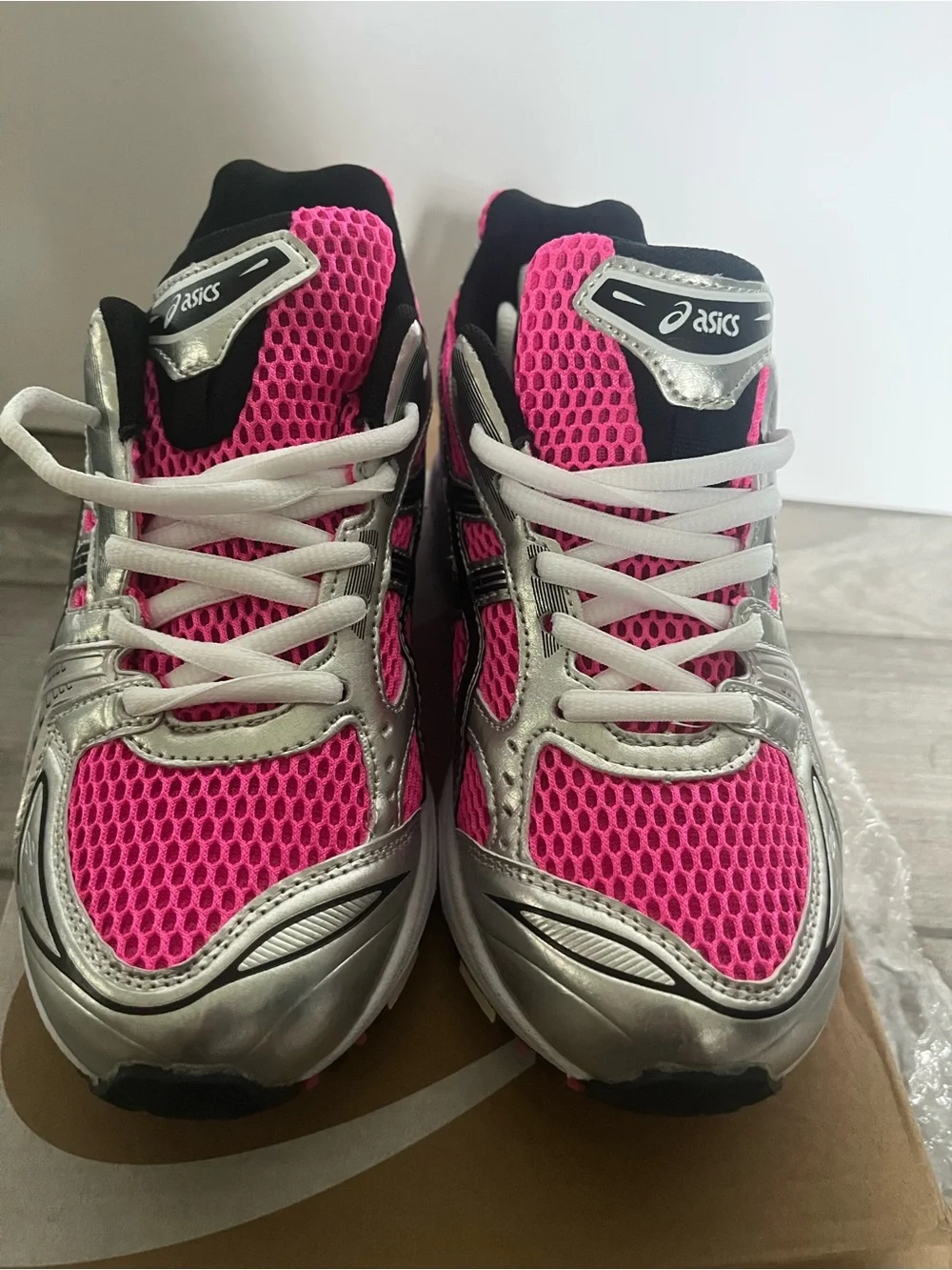 ASICS Kids Hot Pink and Silver Mesh Sneakers